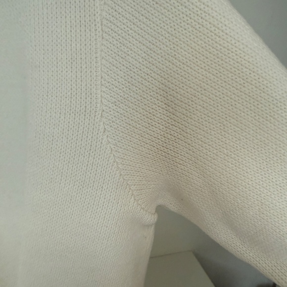 Vintage Tennis Style White V-Neck Sweater - Picture 3 of 5